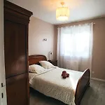 Belle Maison Sur Un Air De Campagne * Μοντωμπάν