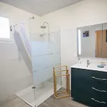 Belle Maison Sur Un Air De Campagne * Μοντωμπάν